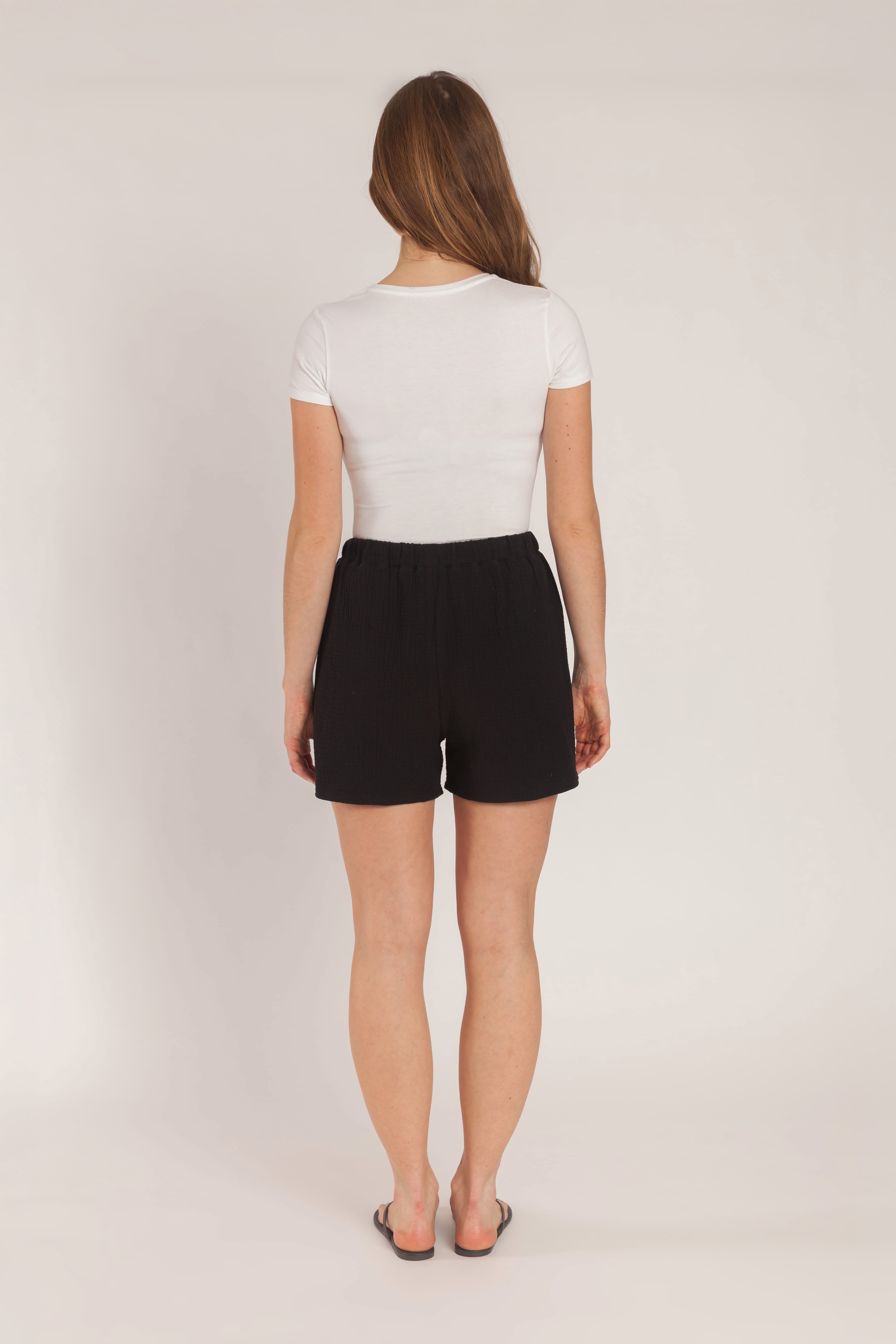 Aubrey Cotton Gauze 3 inch shorts in black