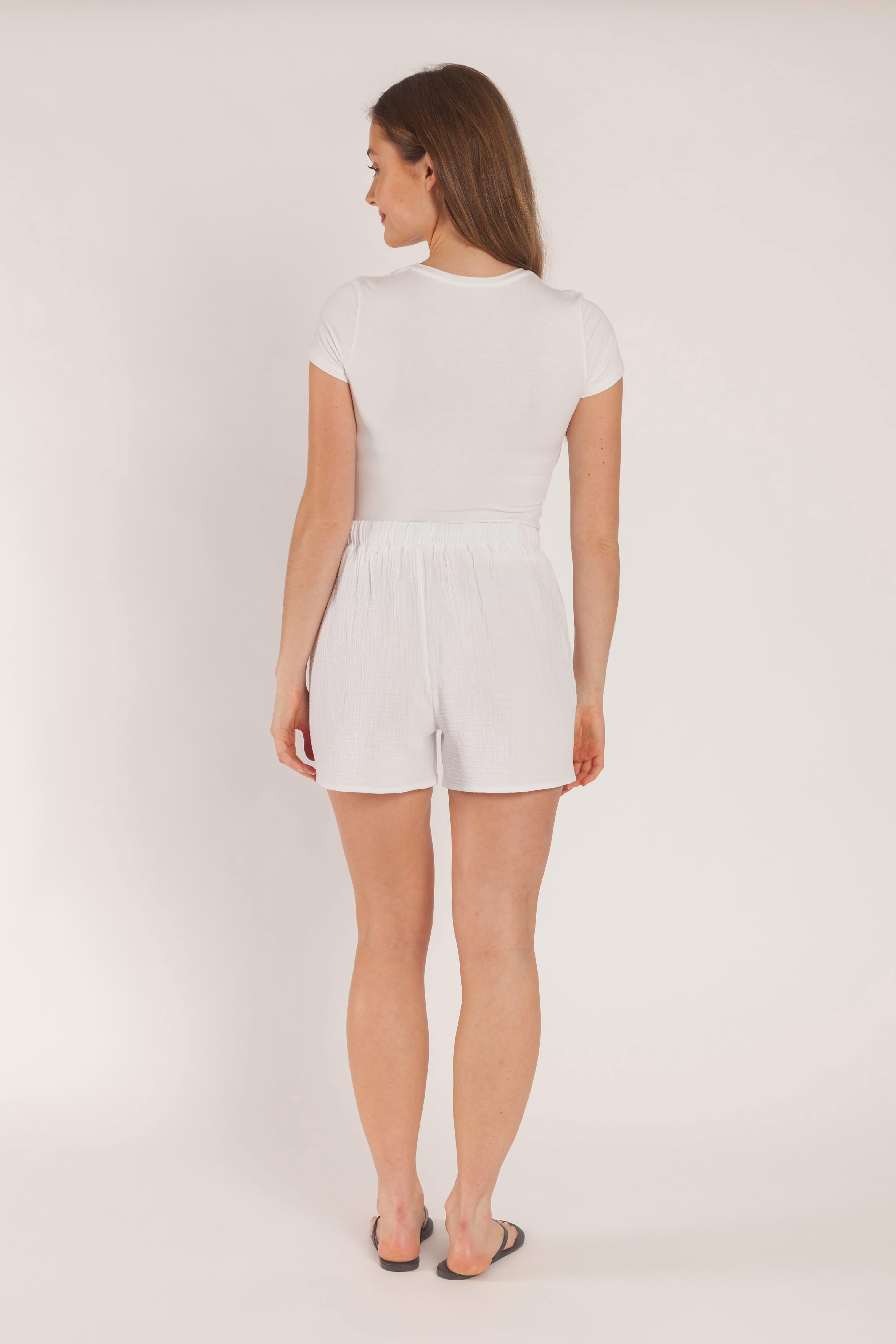 Aubrey Cotton Gauze 3 inch shorts in white