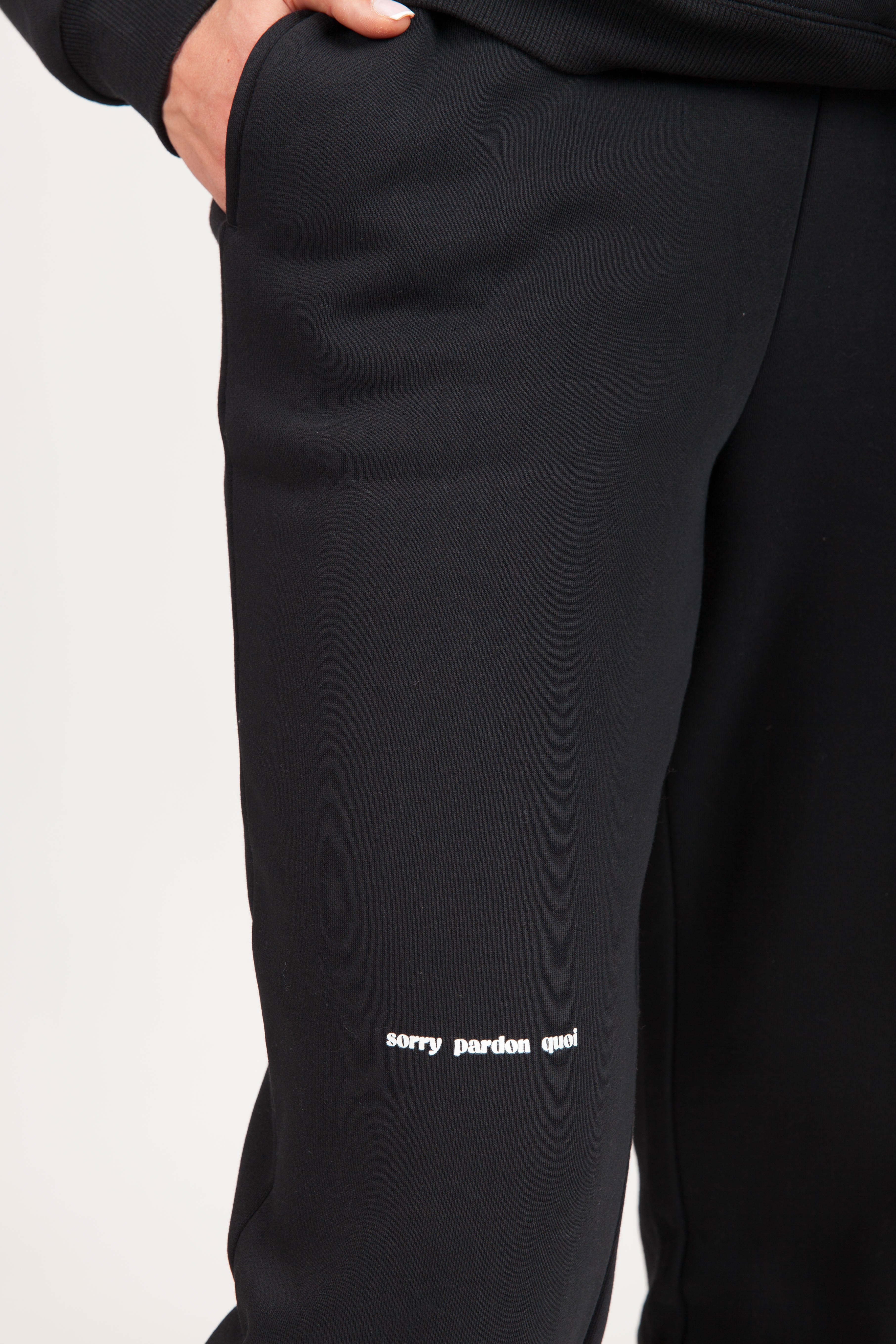 "SORRY PARDON QUOI" Women's Joggers in Black - Lazypants
