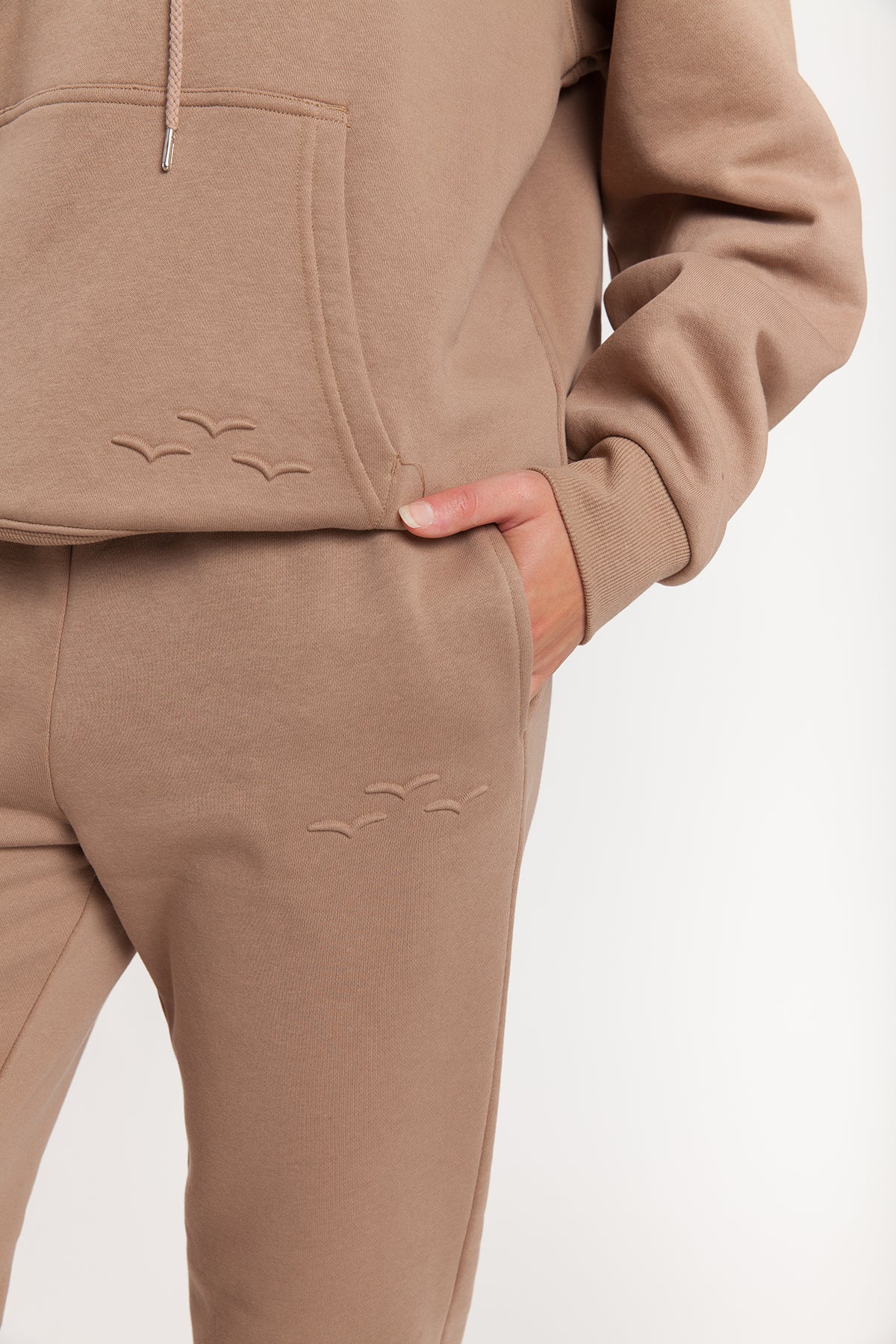 Women's tracksuit in camel