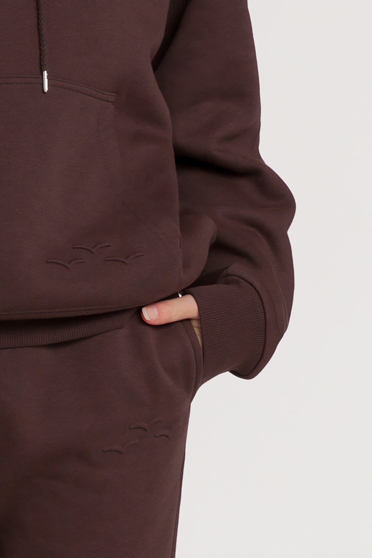 Women’s premium fleece relaxed sweatsuit set in espresso