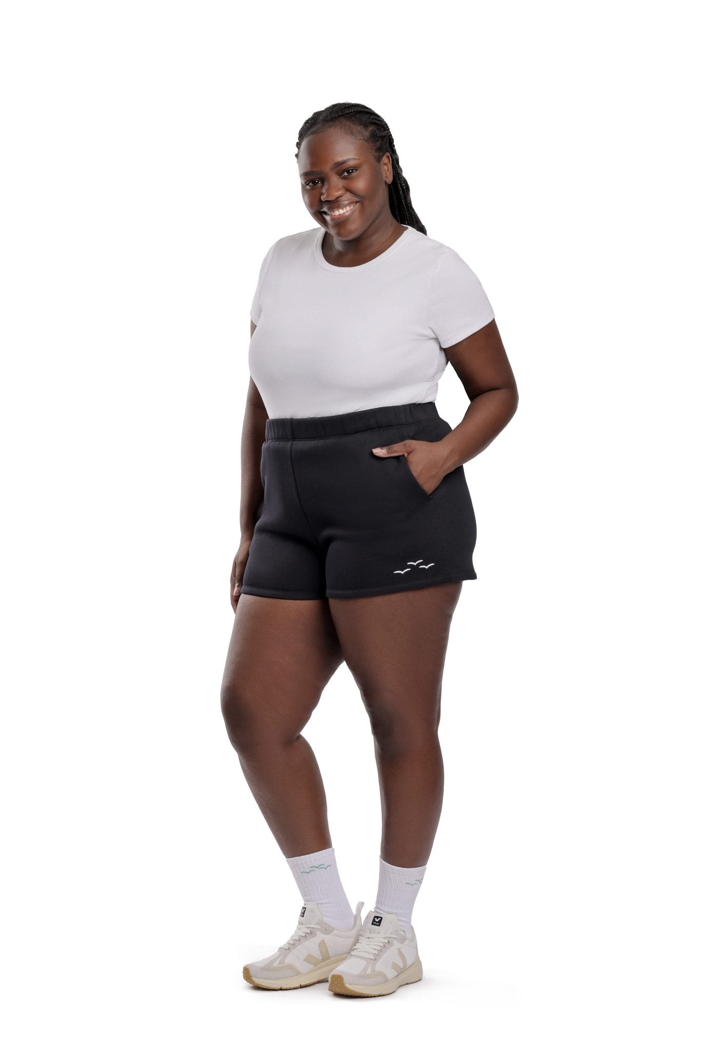 Arie inseam short in black - Lazypants