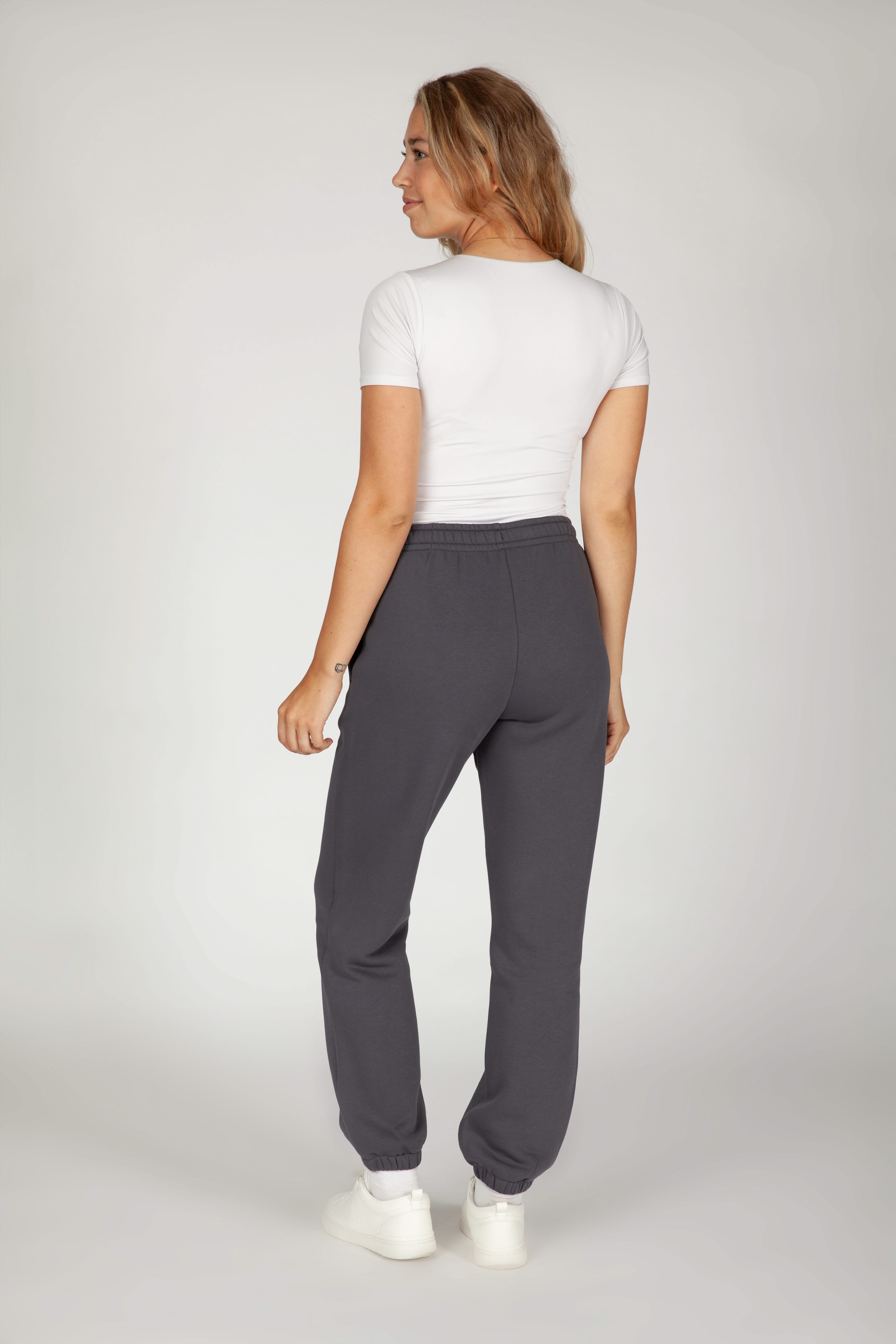Nova premium fleece relaxed joggers in navy wash