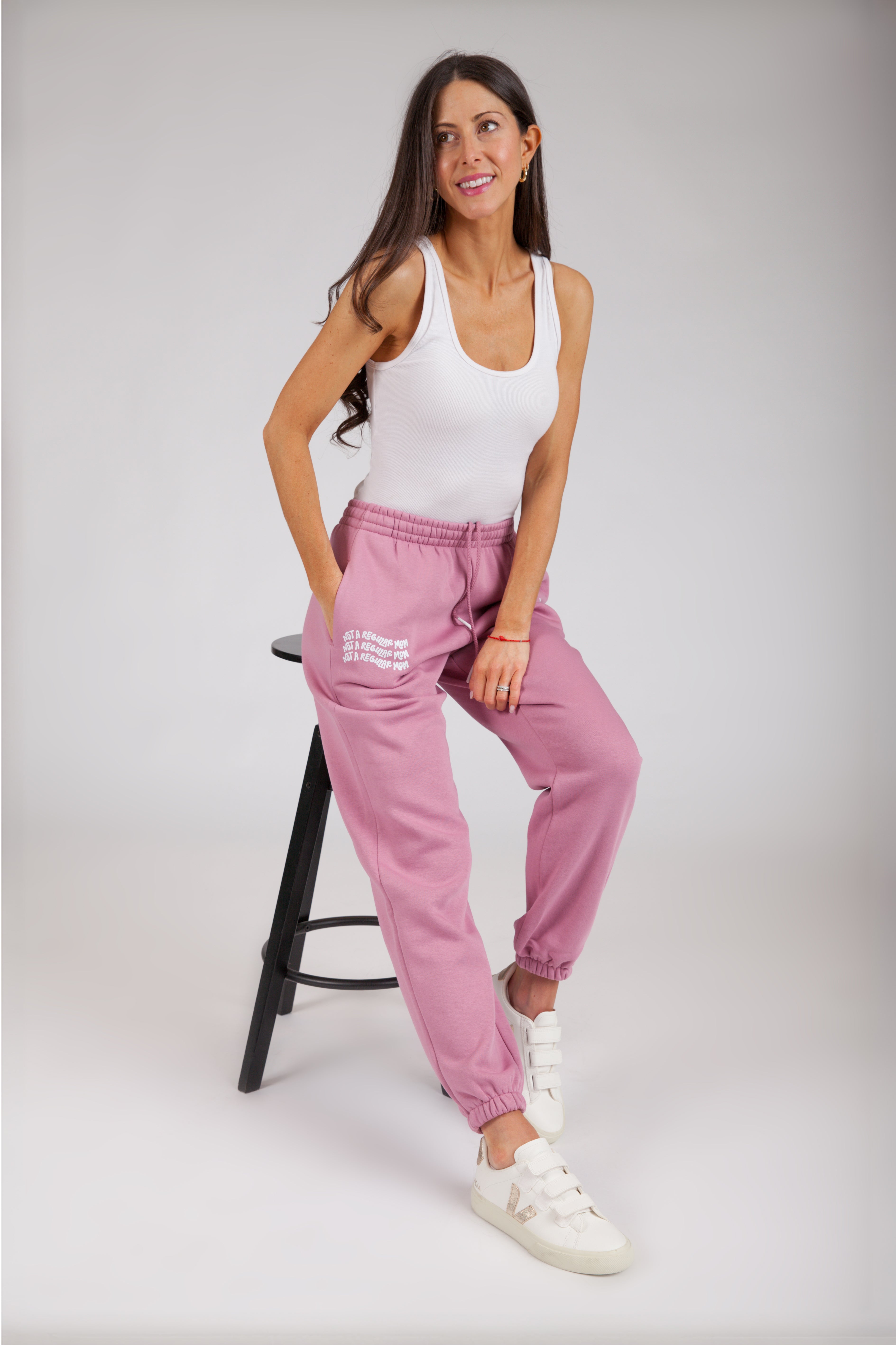 Not a reg mom relaxed fleece jogger in orchid pink