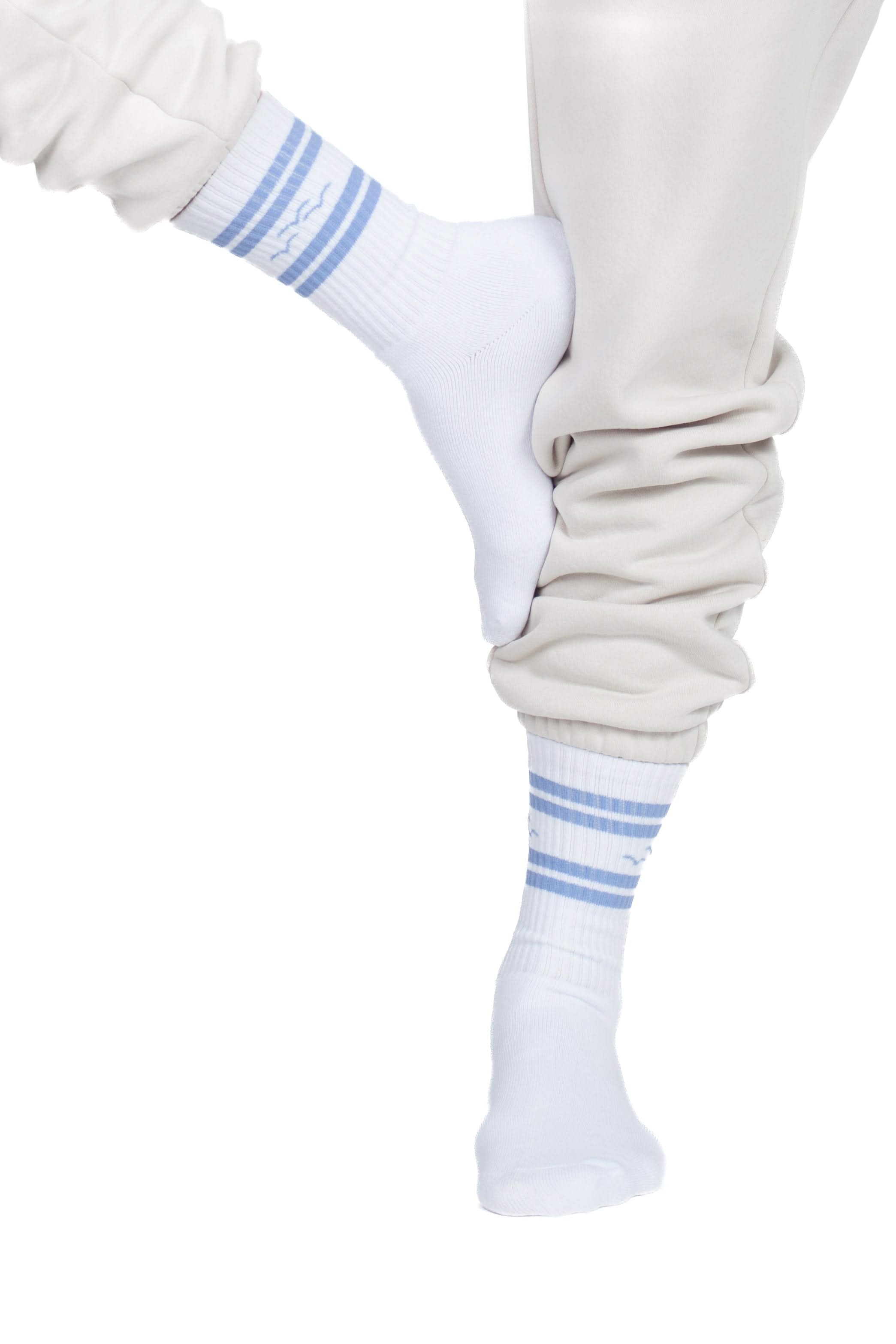 Lazy rib crew sock with jacquard sky blue stripes