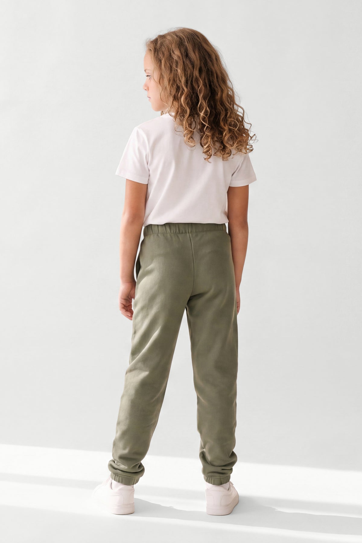 Kids Fleece Regular Fit Sweatpants in Olive