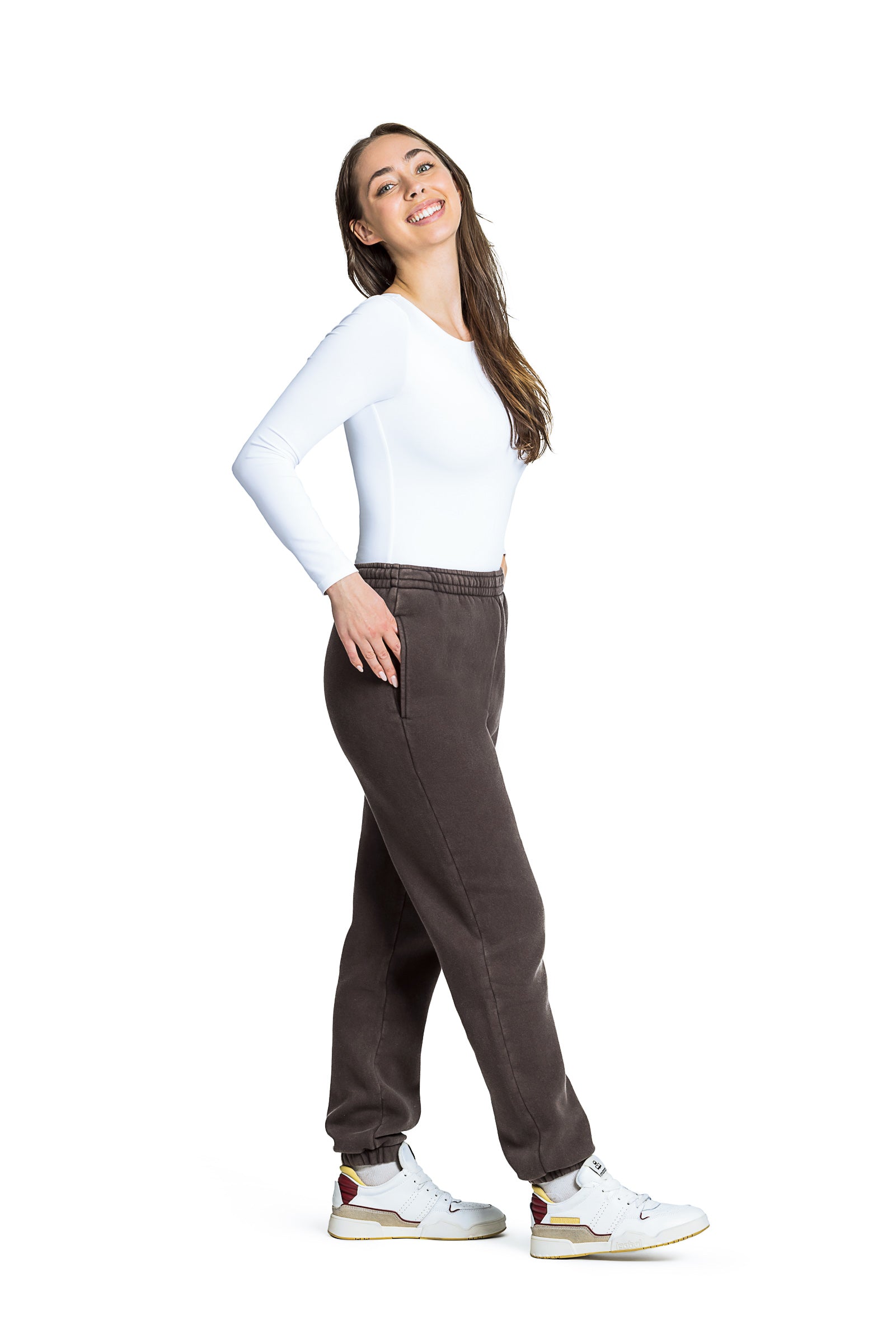 Nova Premium Fleece relaxed sweatpants in Vintage Espresso