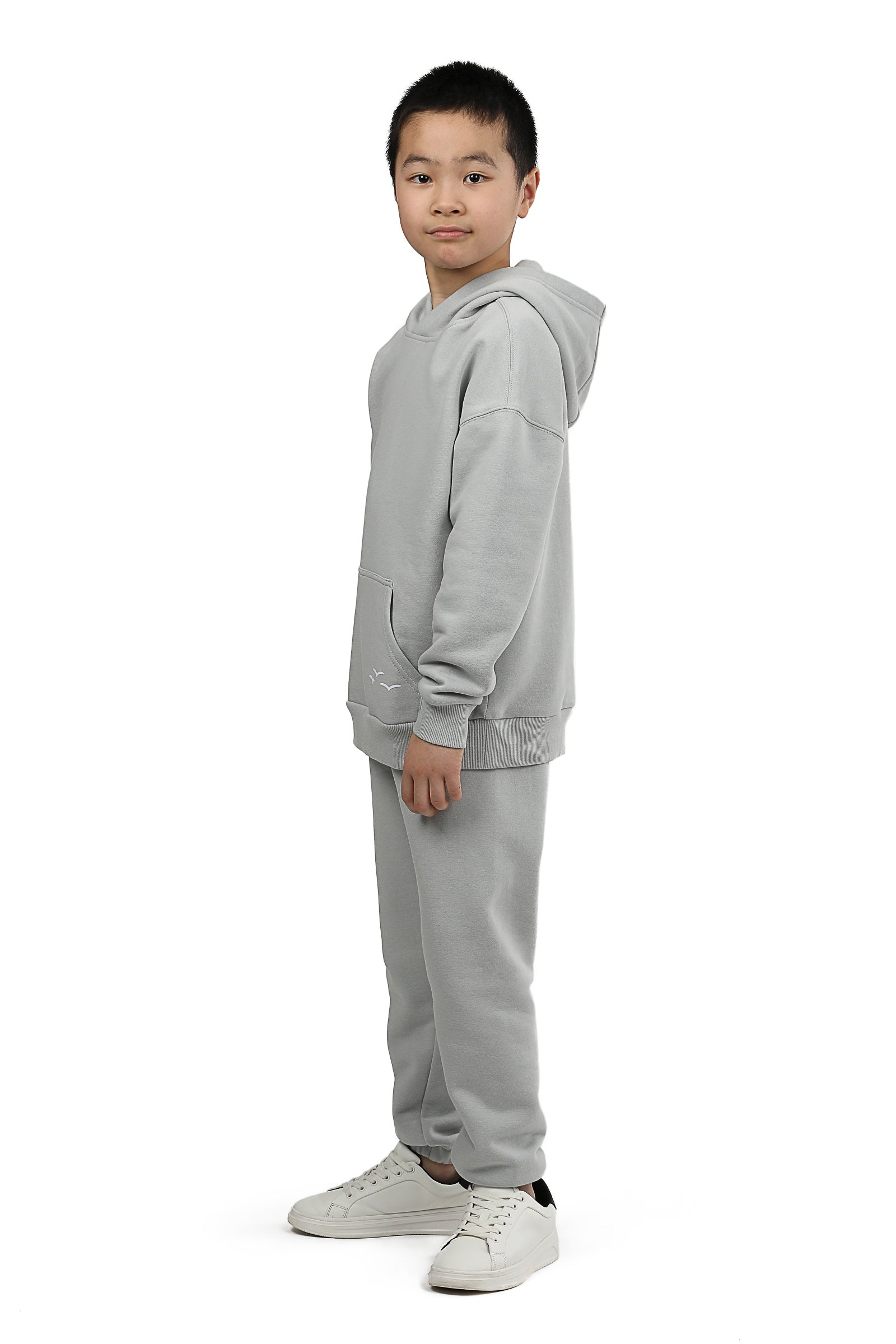 Kids Niki and Cooper fleece set in pearl grey