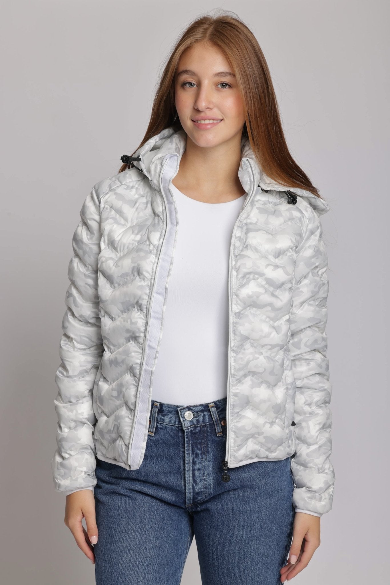 Women's packable puffer jacket in white camo - Lazypants