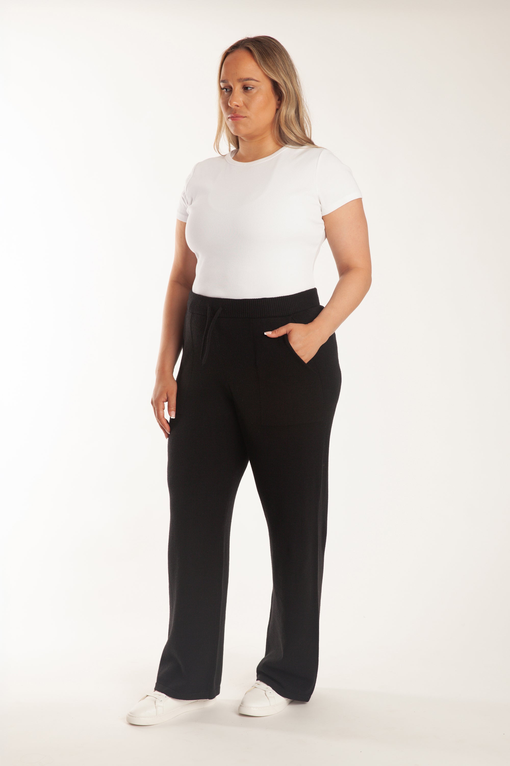 Sweater Knit Straight-Leg Pants in Black - Lazypants