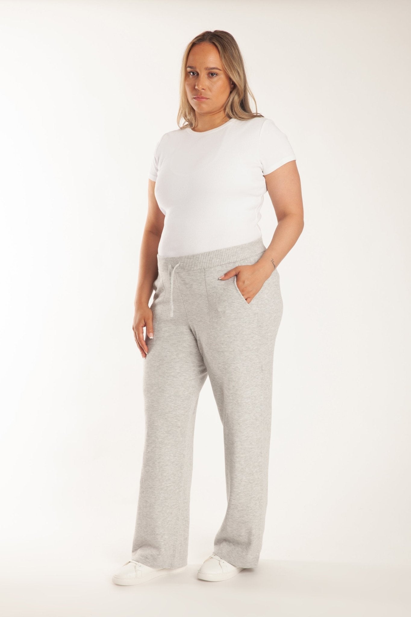 Sweater Knit Straight-Leg Pants in Light Heather Grey - Lazypants
