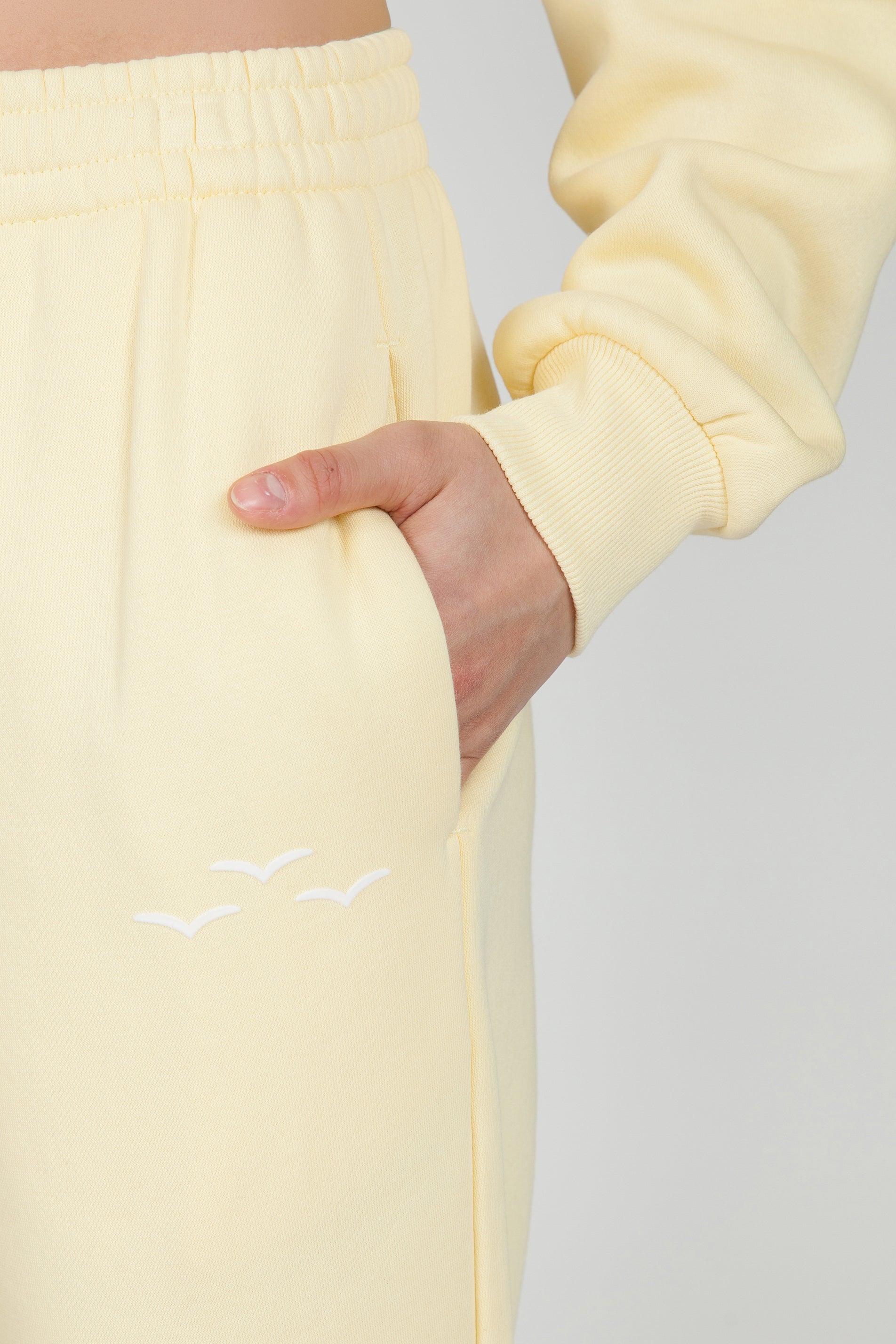 Nova premium fleece relaxed joggers in vanila yellow - Lazypants