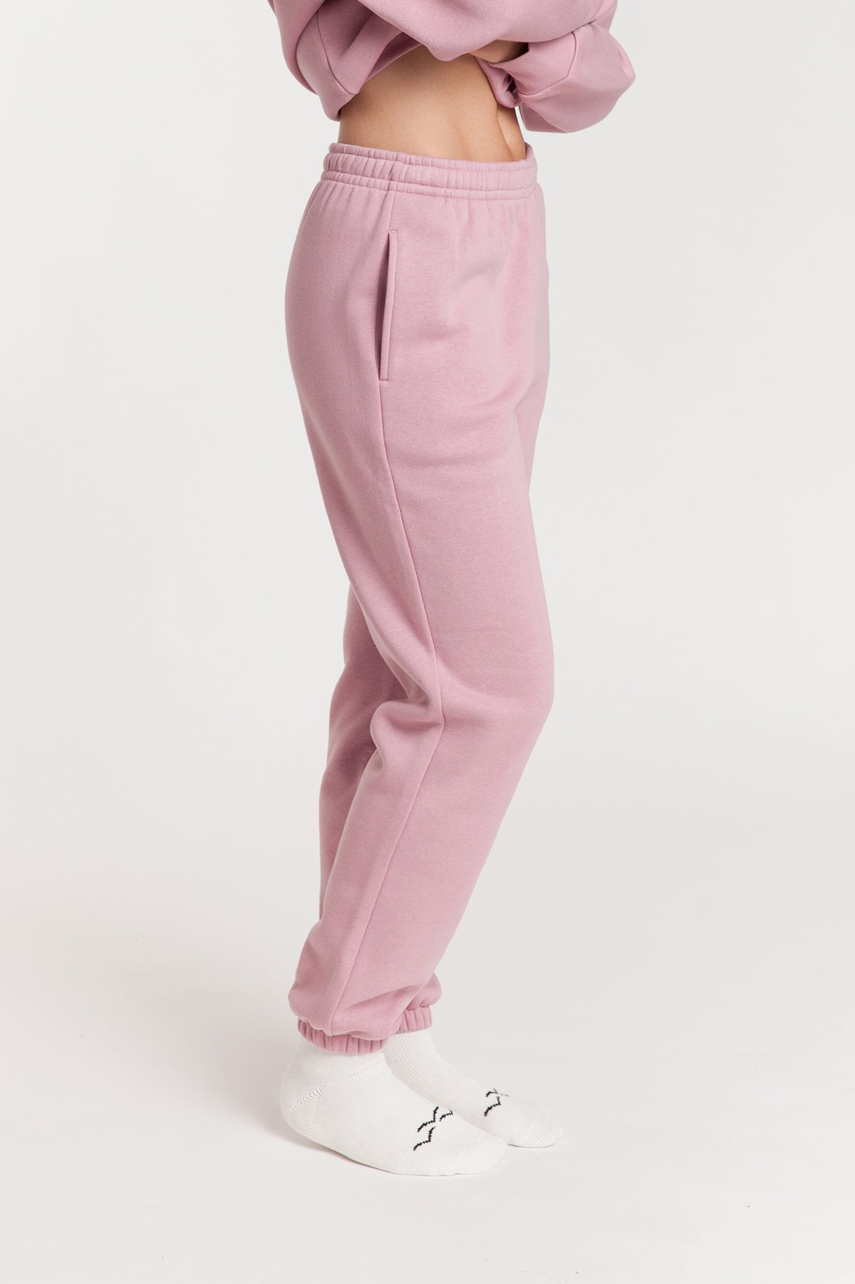 Nova premium fleece relaxed jogger in rose