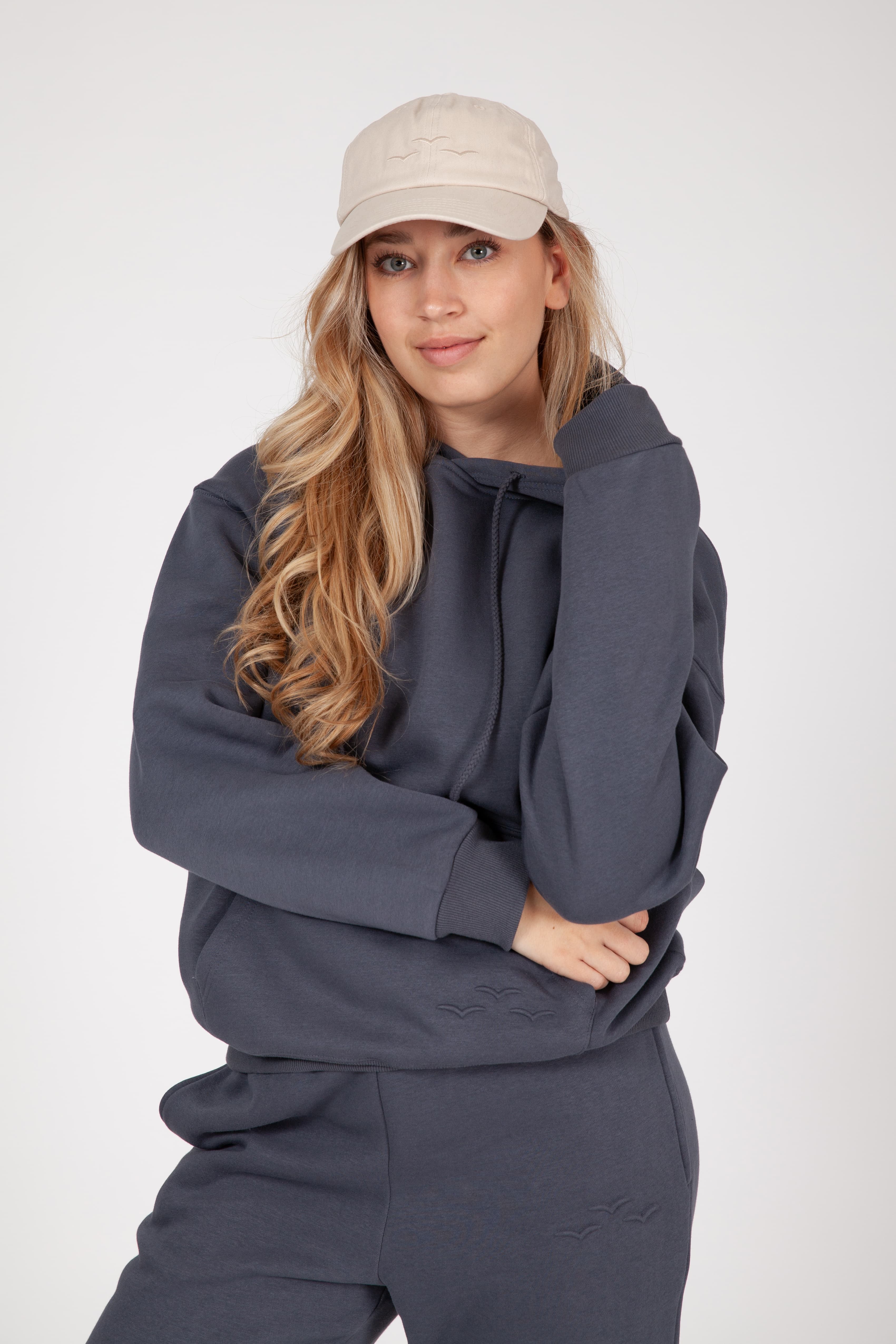 Chlo Relaxed Fit Hoodie in Navy Wash