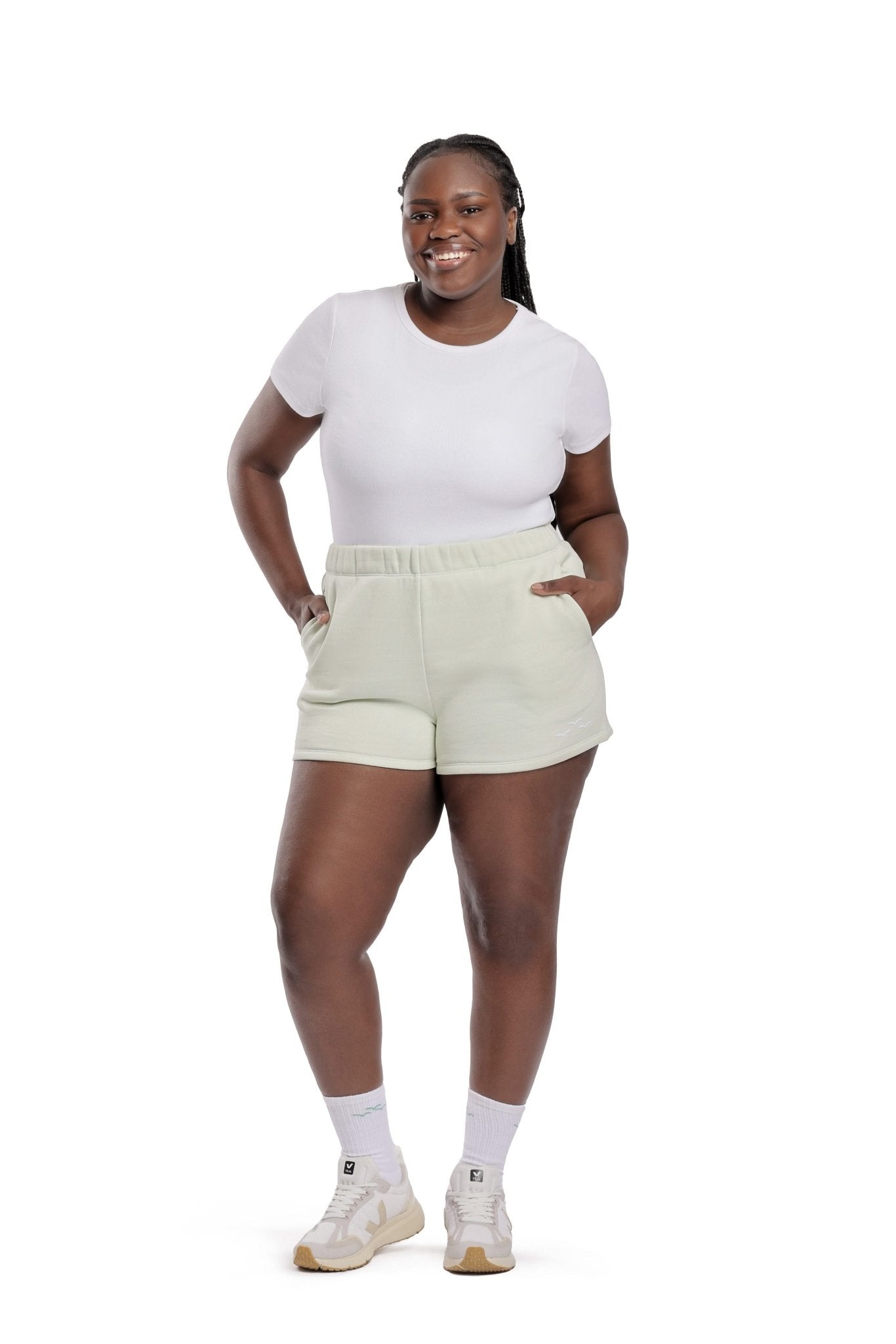 Arie inseam short in silver green - Lazypants
