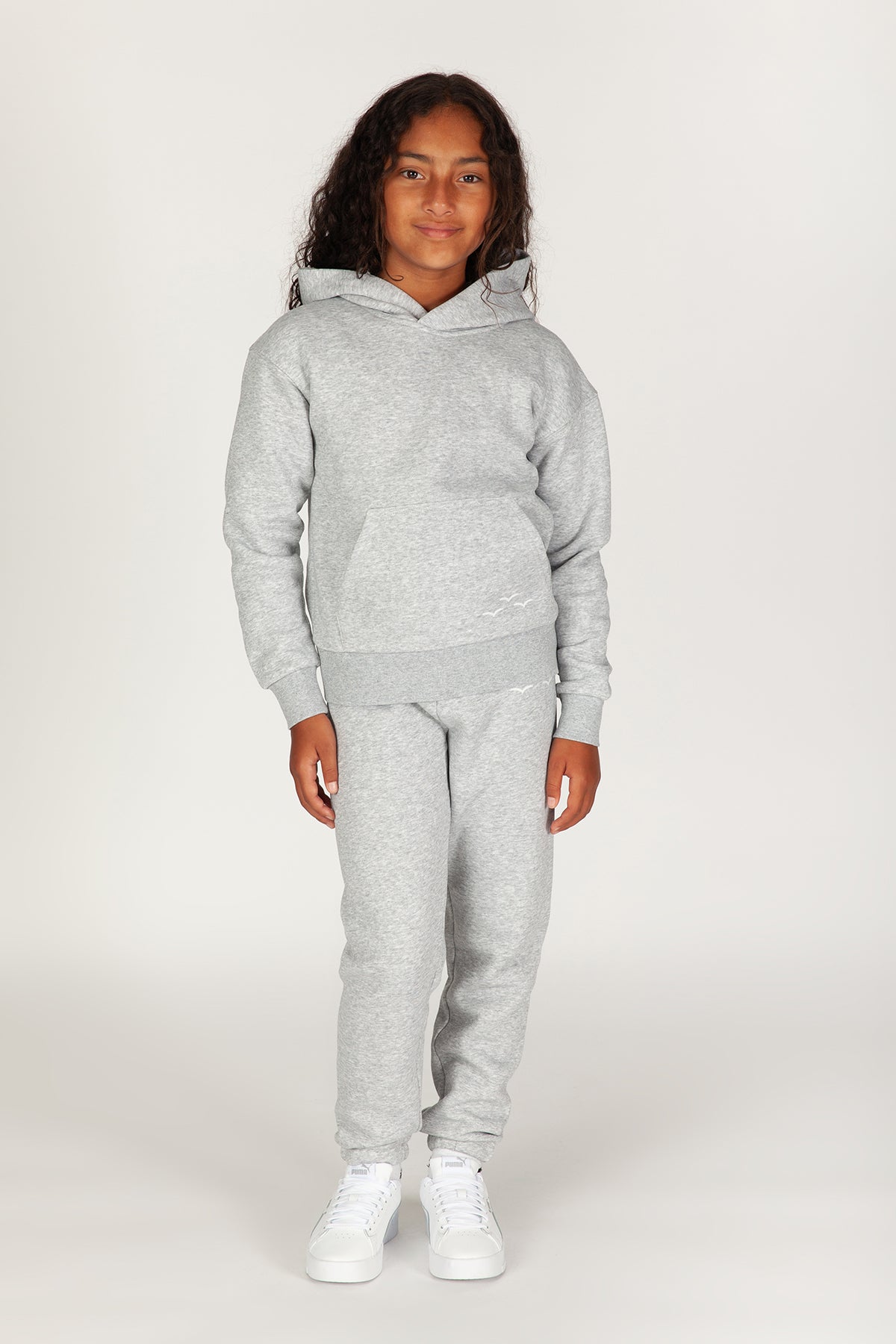 Kids Niki and Cooper fleece set in classic grey