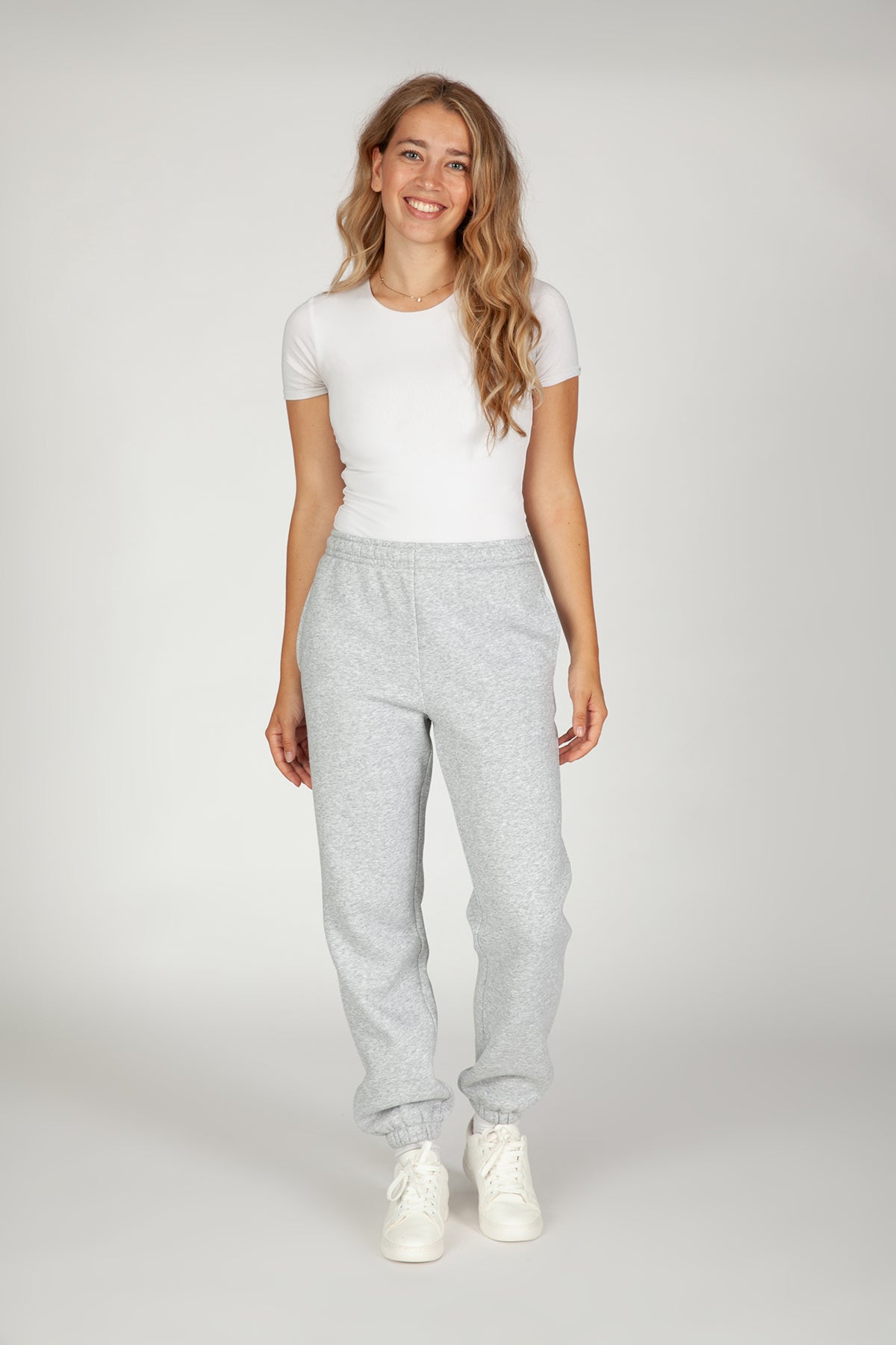 Nova premium fleece relaxed joggers in Classic Grey