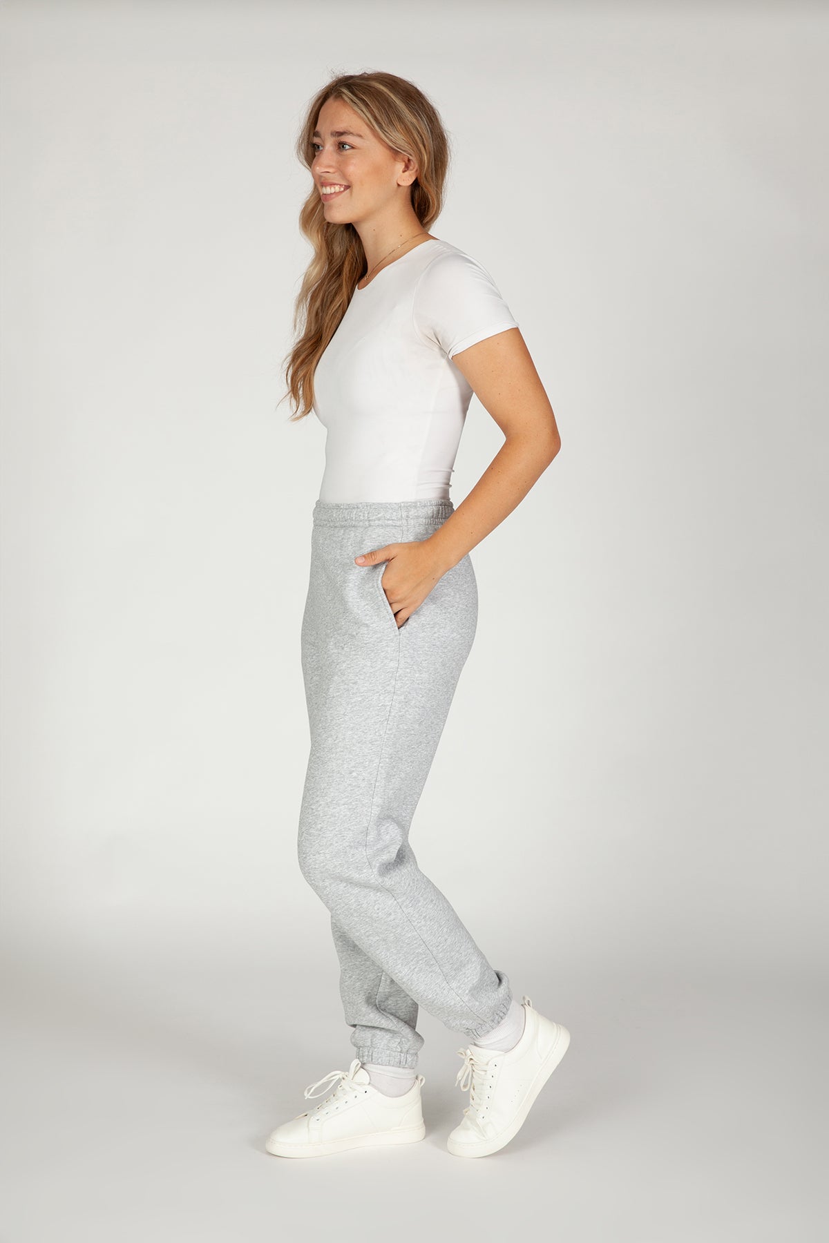 Nova premium fleece relaxed joggers in Classic Grey