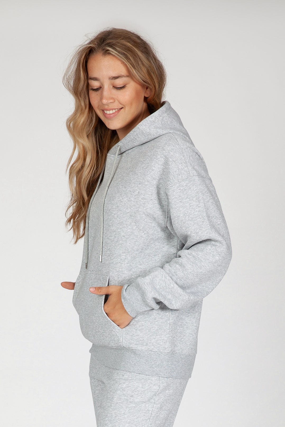 Chlo Relaxed Fit Hoodie in Classic Grey