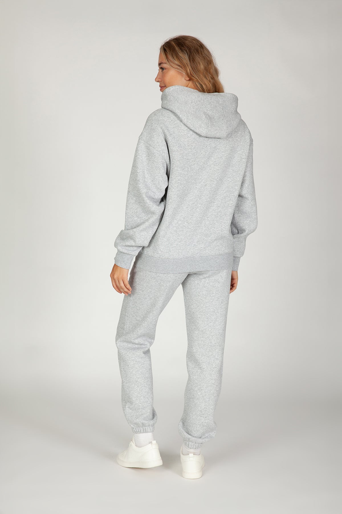 Women's tracksuit in classic grey