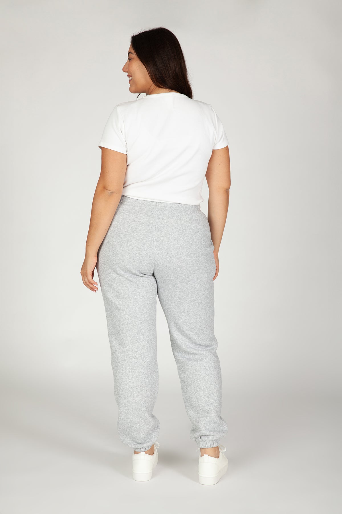 Nova premium fleece relaxed joggers in Classic Grey