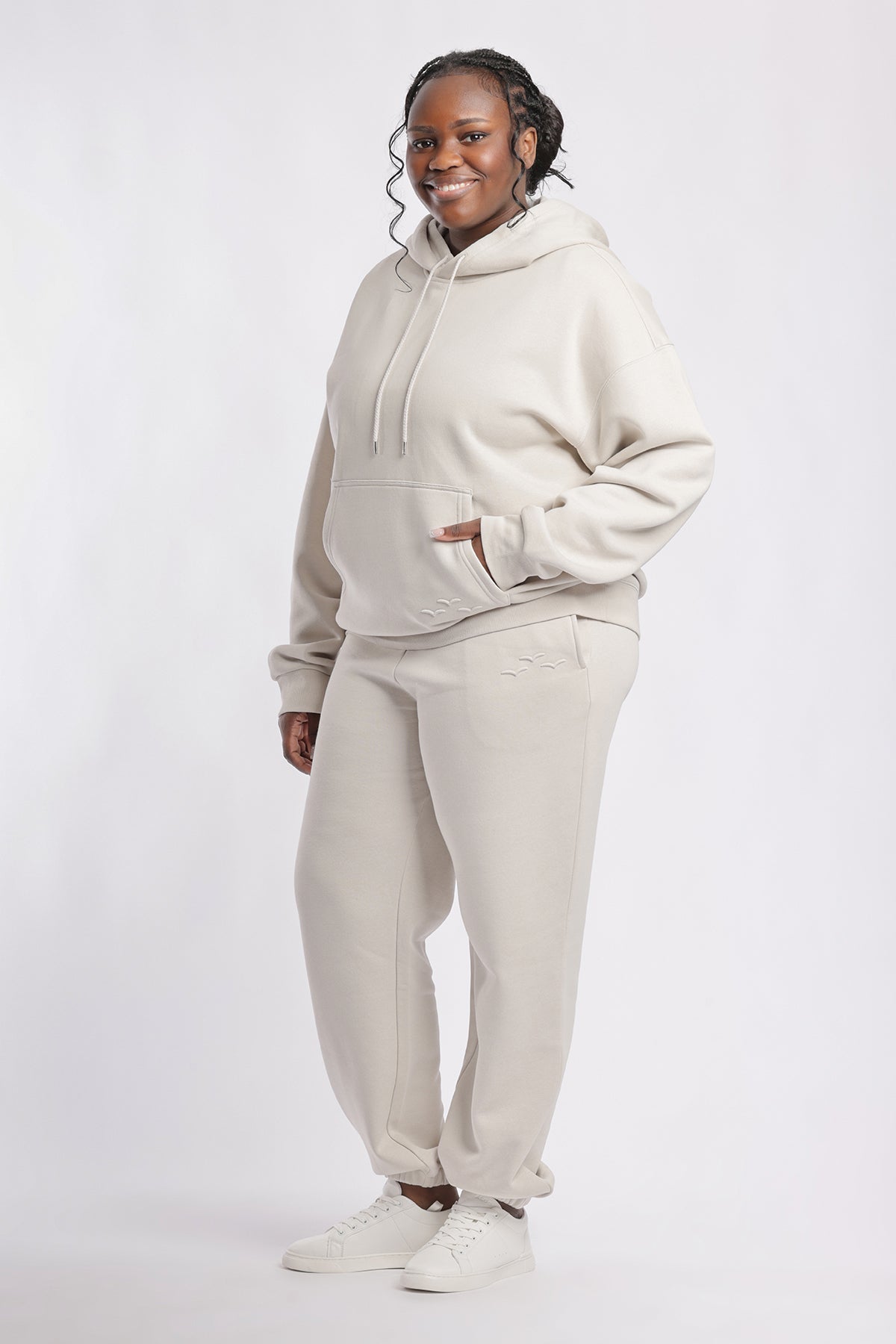 Women's tracksuit set in bone