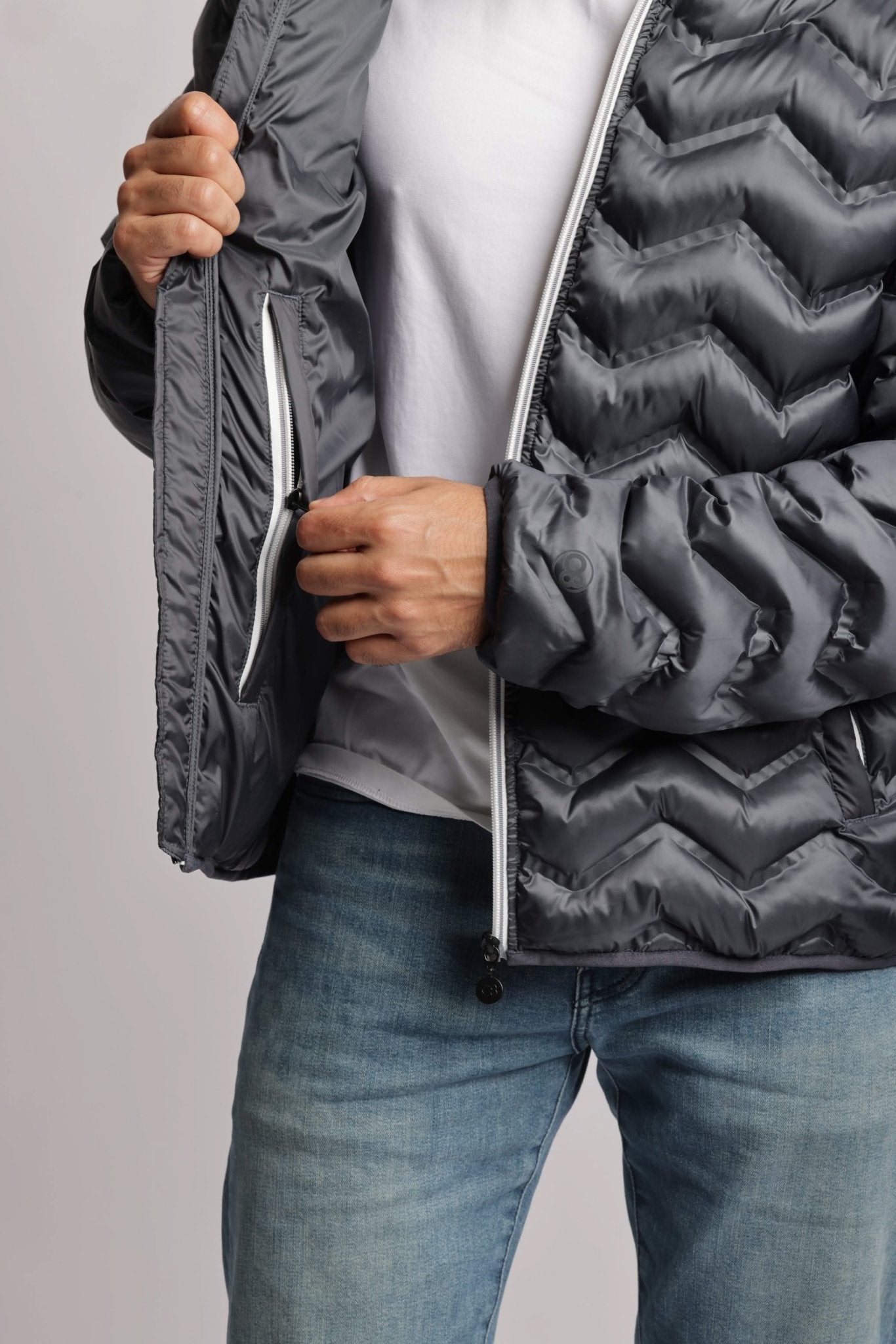 Men's packable puffer jacket in anthracite - Lazypants