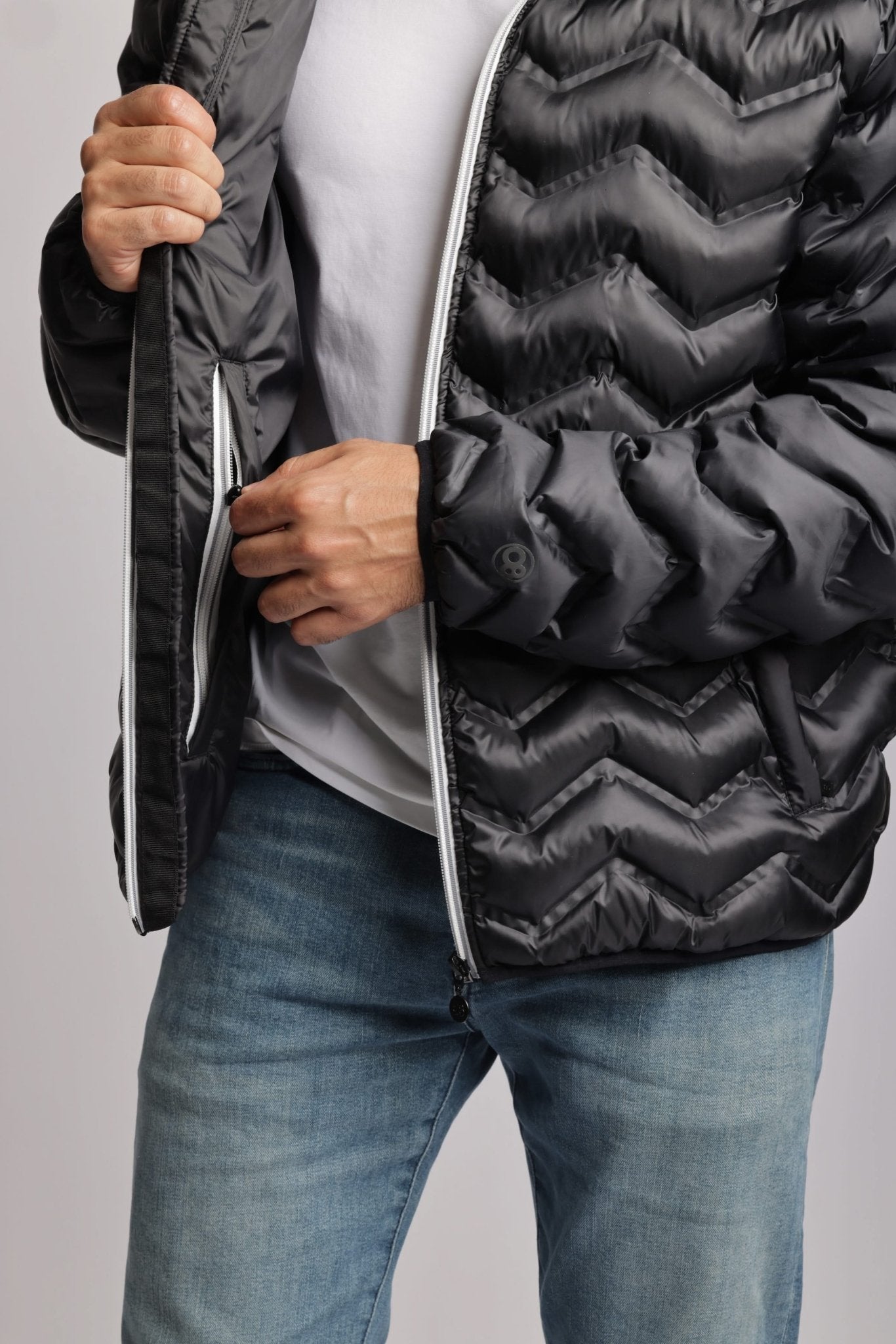 Men's packable puffer jacket in black - Lazypants