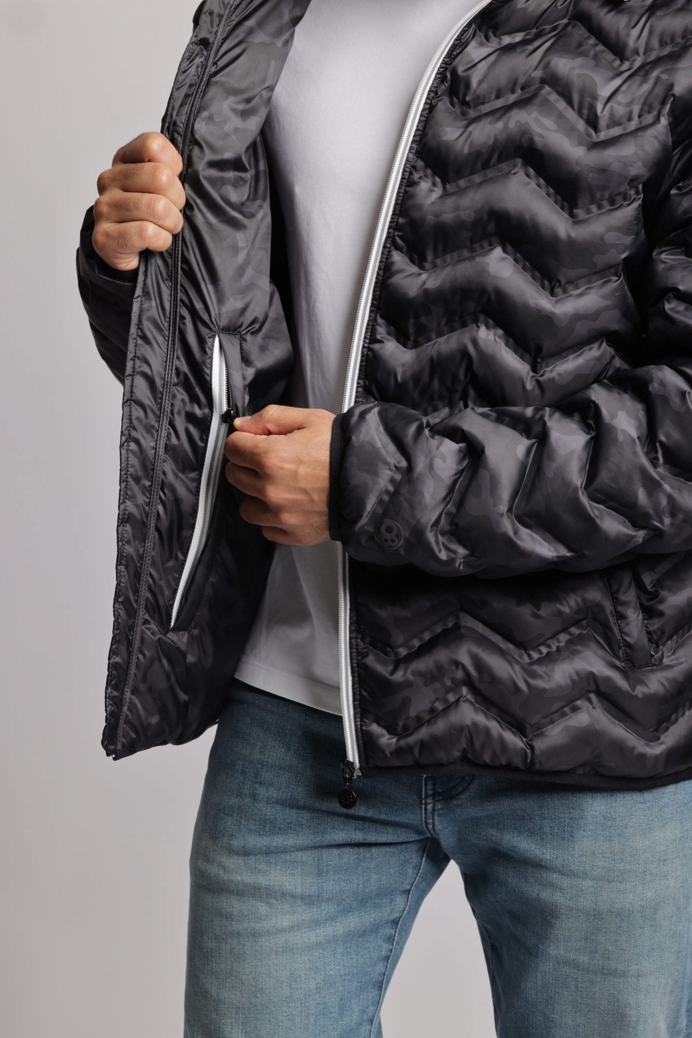 Men's packable puffer jacket in black camo - Lazypants