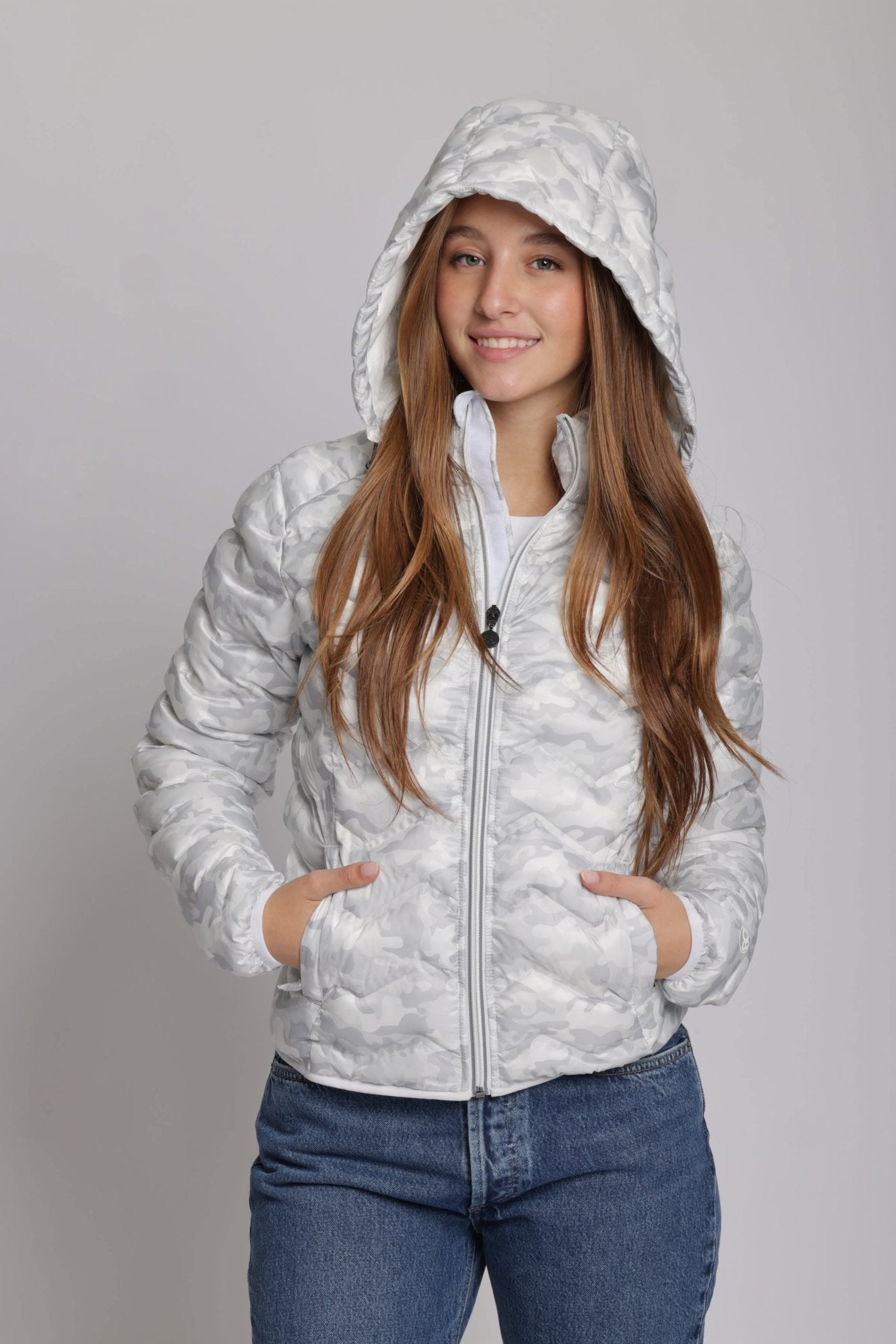 Women's packable puffer jacket in white camo - Lazypants