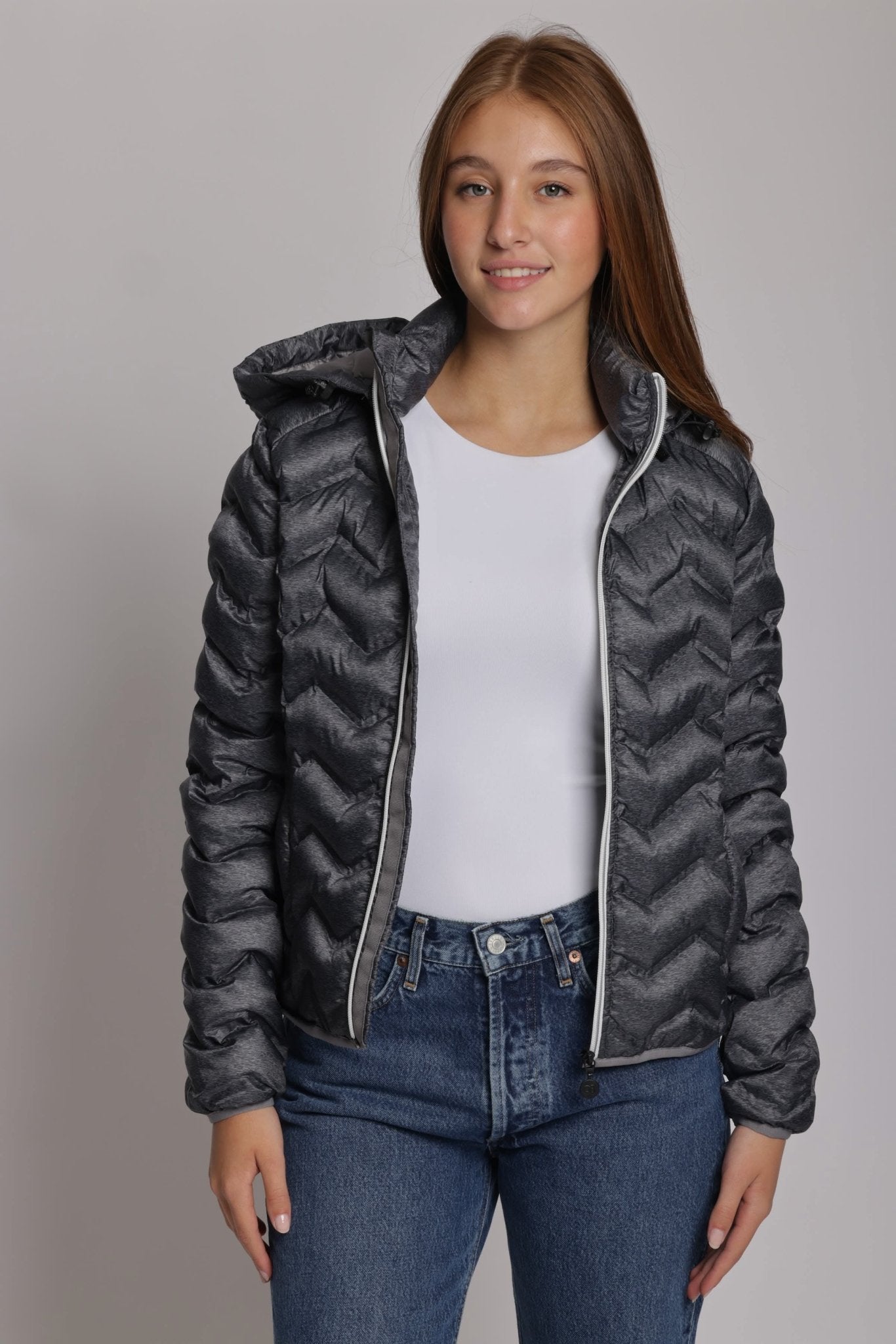 Women's packable puffer jacket in dark heather grey - Lazypants